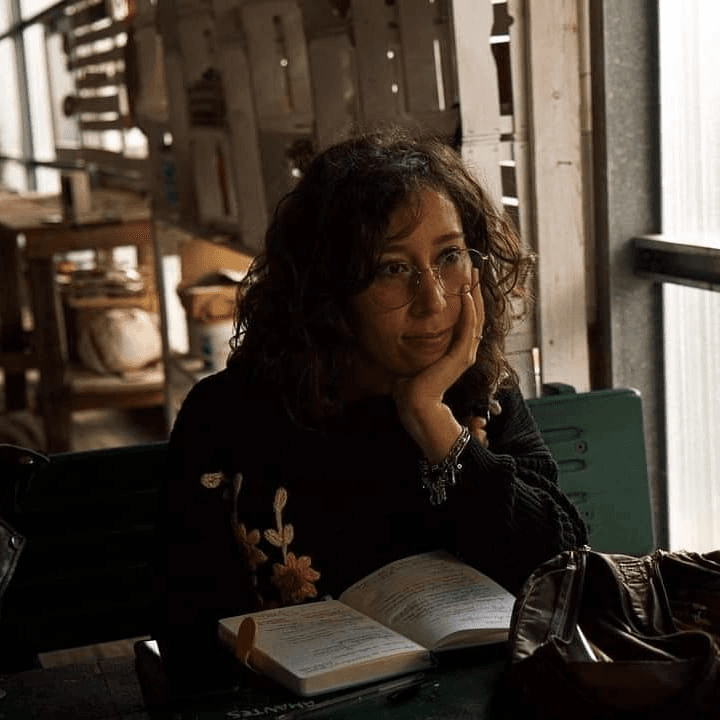 Franciele Morrone Logo